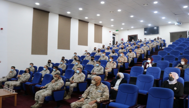 اقامة ندوة طبية في كلية سلاح الجو الملكي الجامعية التقنية لعلوم الطيران